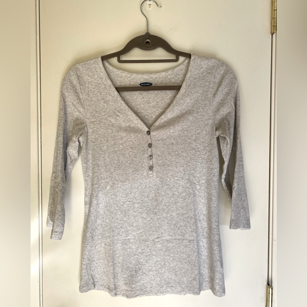 Old Navy Gray 3/4 Sleeve Top